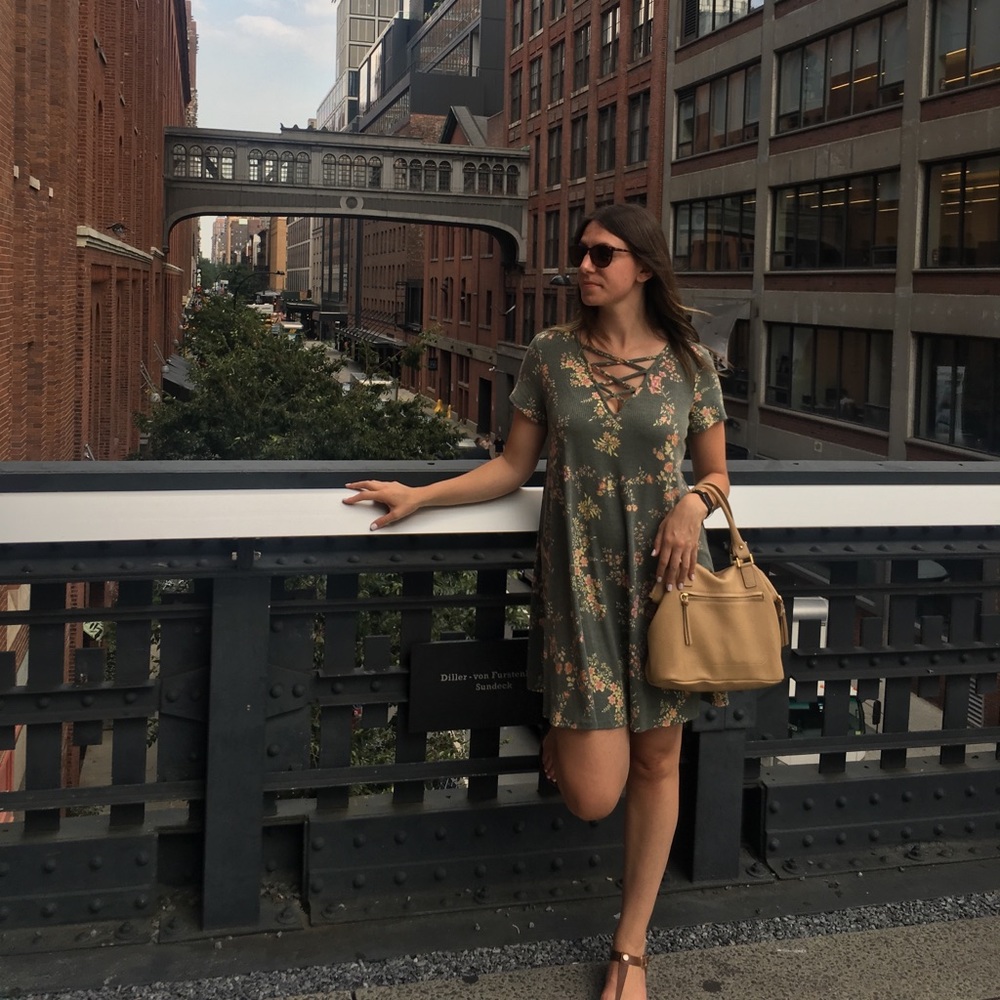 Meet your Posher, Julia